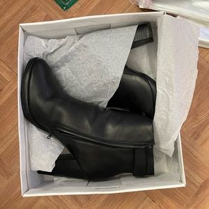 Black Boots
